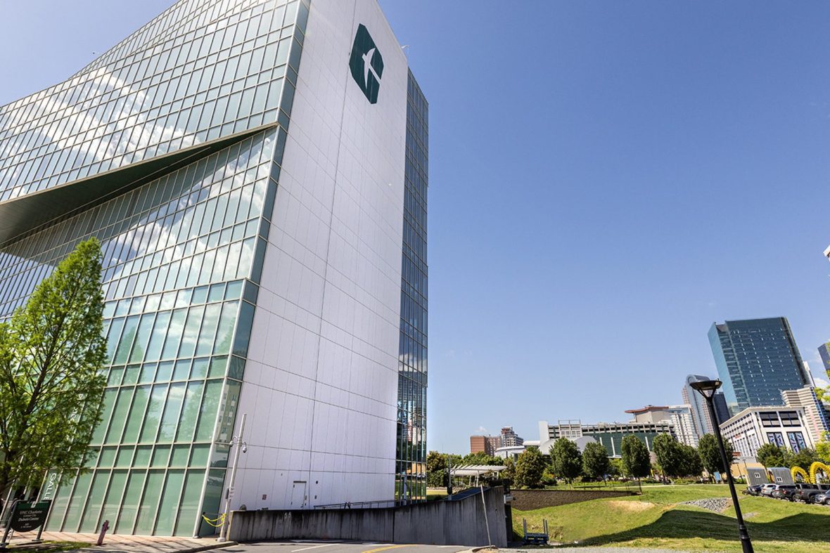 Charlotte dubois center